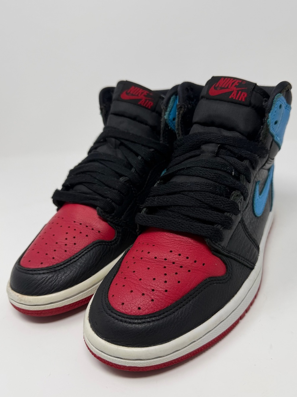 Women’s Nike Air Jordan 1 High-Top Sneakers - Black, Red, Blue Sz. 6
